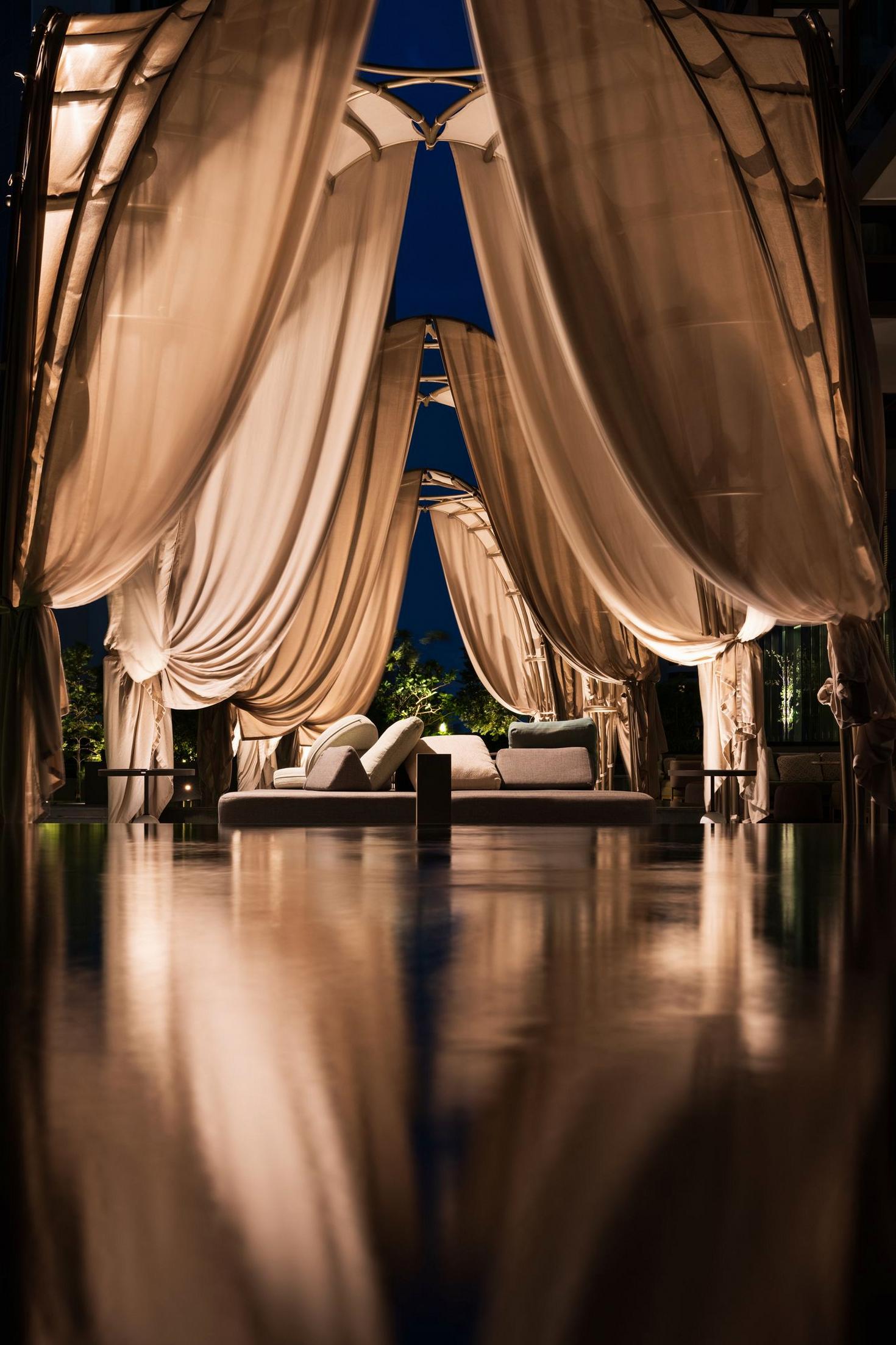 Outdoor Cabana View